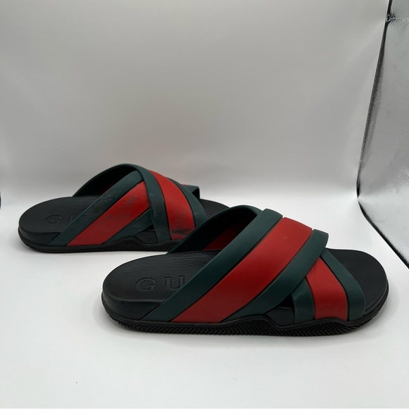 Gucci Women's Agrado Pool Slide Sandals - Picture 4 of 9